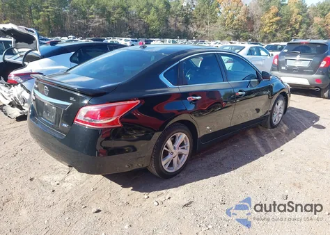 2013 Nissan Altima 2.5 z USA, uszkodzony, nr VIN 1N4AL3AP7DN464734